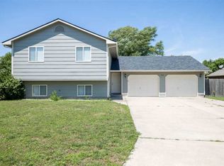 2501 N Mainsgate Dr, Augusta, KS 67010