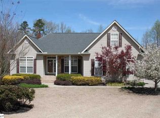 547 Whispering Ct, Taylors, SC 29687