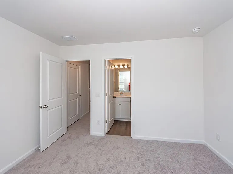 4633 Forest Hills Dr #1303 — Photo 46