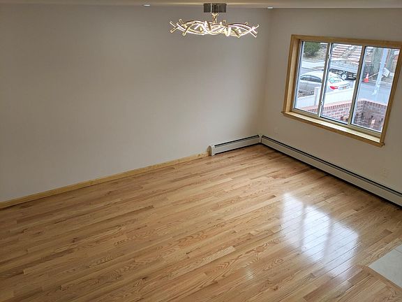 Living room 1st fl