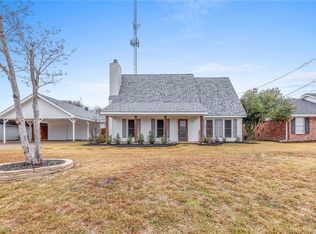 1314 E Holly Hill Cir, Westlake, LA 70669