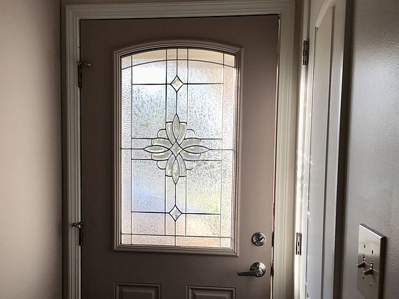 3rd image of 4631 Blackfoot Dr SW