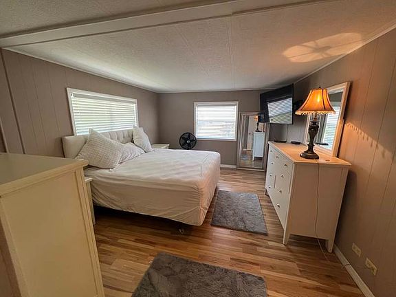 5th image of 8588 Duchess Ct W #381