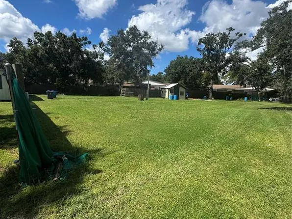 300 Douglas Rd W, Oldsmar, FL 34677