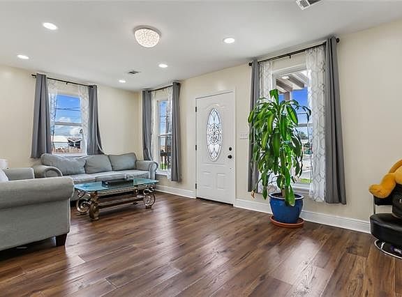 2nd image of 4232 Heaslip Ave