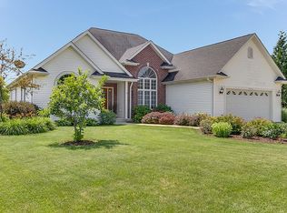 8315 W Ridge Dr, Pleasant Prairie, WI 53158