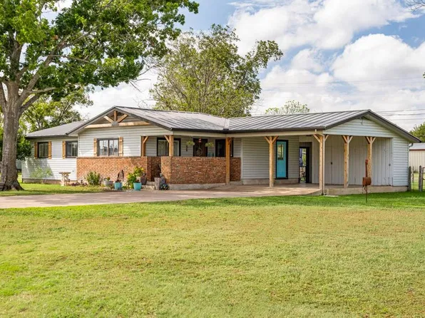 175 Keystone St, Stonewall, TX 78671