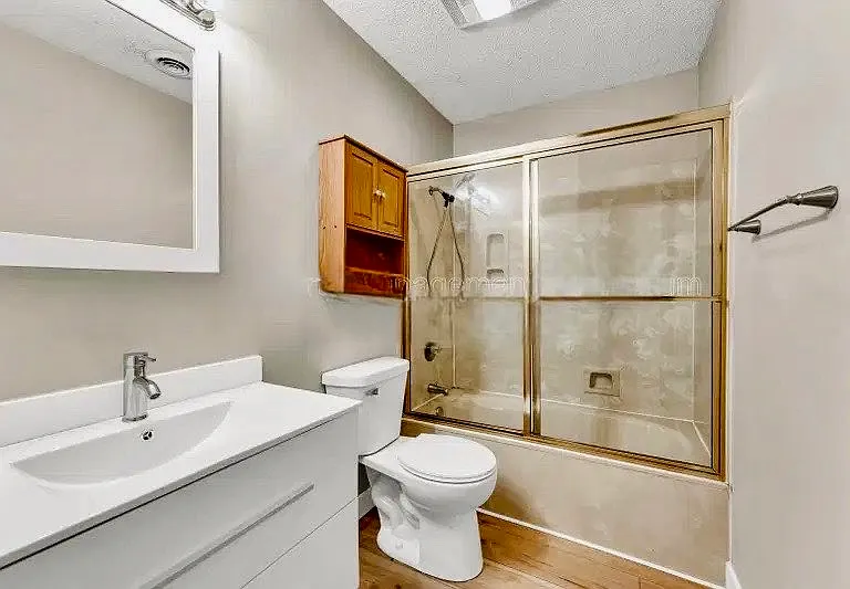 930 E Primrose St #4 — Photo 7