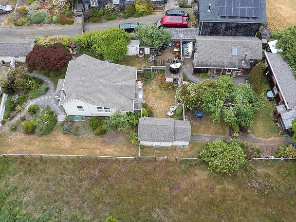 3rd image of 15201 Caspar Road