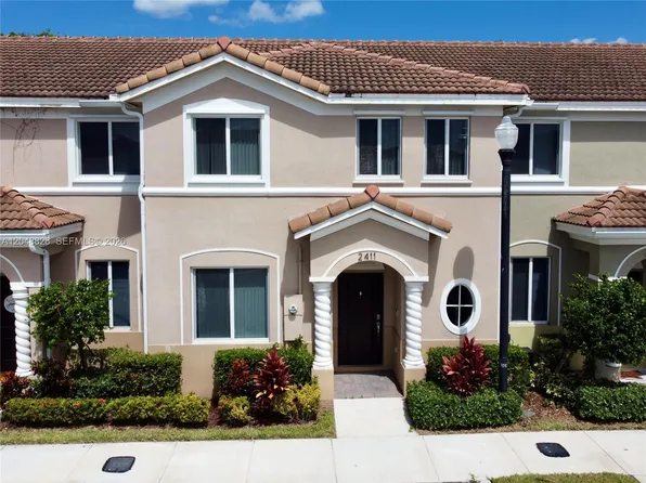 2411 SE 10th St #2411, Homestead, FL 33035