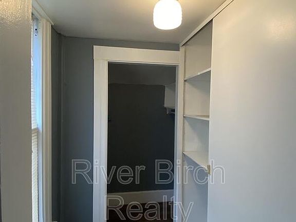 5th image of 430 W Edwards St #1