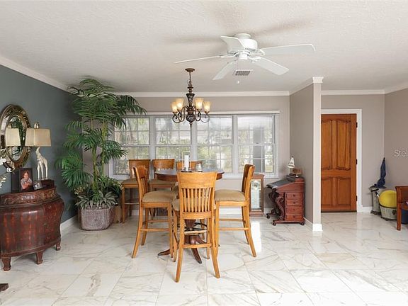 5th image of 114 N Warbler Ln