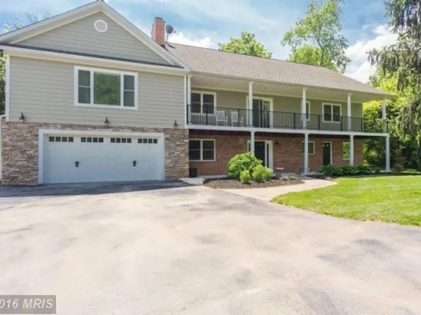 9810 Pioneer Dr, Nokesville, VA 20181