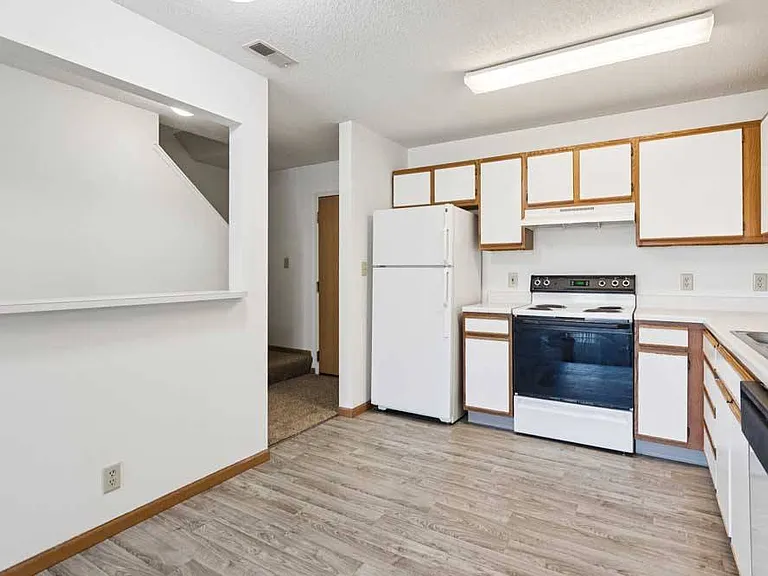 Northridge Heights Apartments — Photo 149