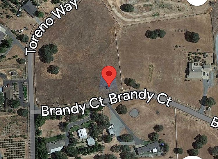 1st image of 15 Brandy Ct