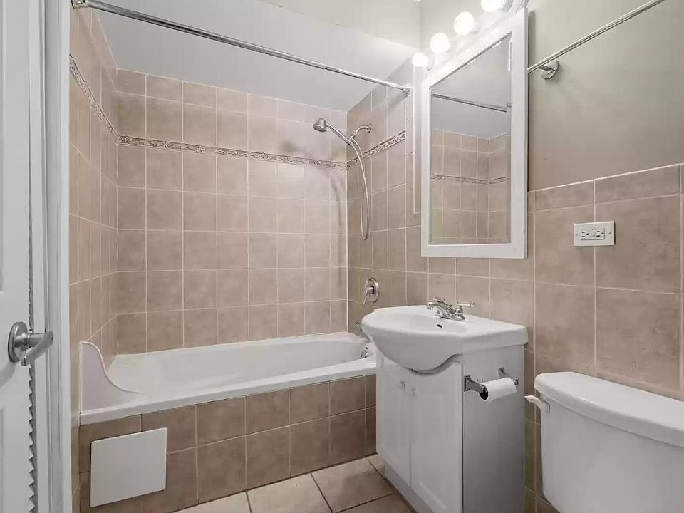 2nd image of 10201 S 86th Ter #3-213