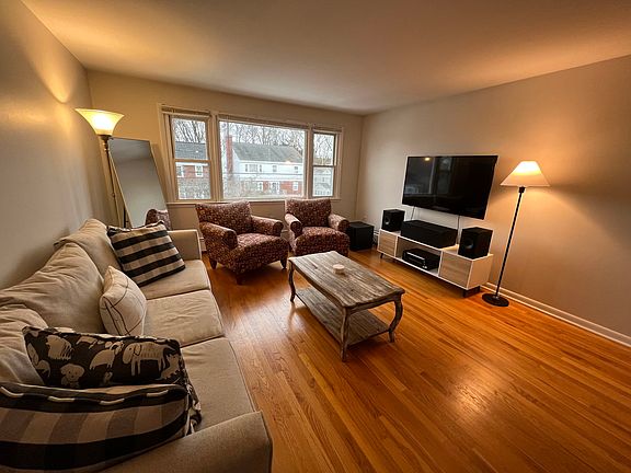 2nd image of 36 Burwood Ave #2