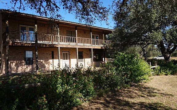 3rd image of 1800 County Road 310