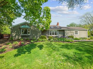 2248 Heathercliff Dr, Libertyville, IL
