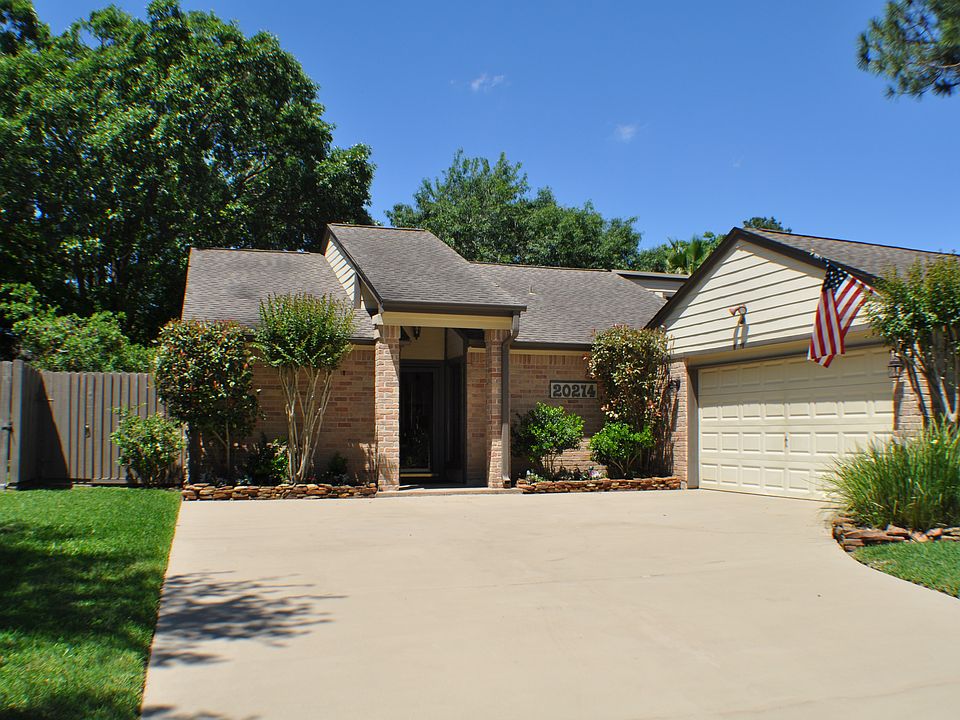 1st image of 20214 Pittsford Dr
