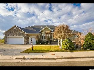 3851 E Viewcrest Dr, Millcreek, UT 84124