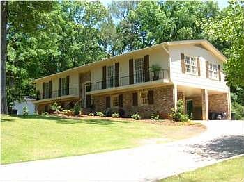 1st image of 3915 Woodland Hills Dr