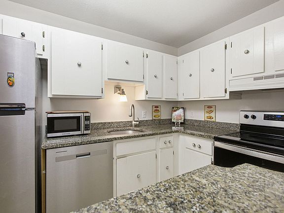 3rd image of 777 Main Street UNIT C15