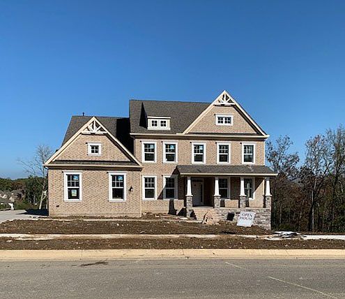 1st image of 156 Brooksbank Dr