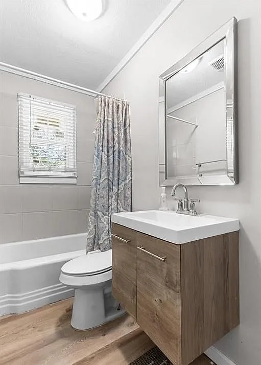 3 bed, 1026 sqft, $1,250 — Photo 4