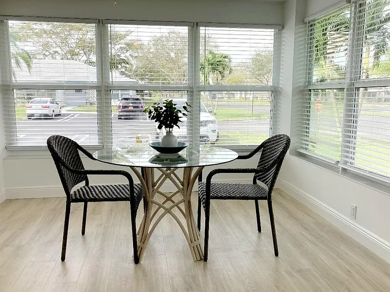 1155 S Drive Cir #A — Photo 11