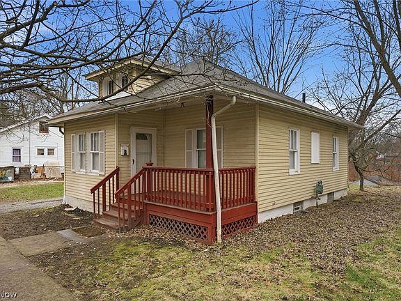 3rd image of 262 Sobul Ave