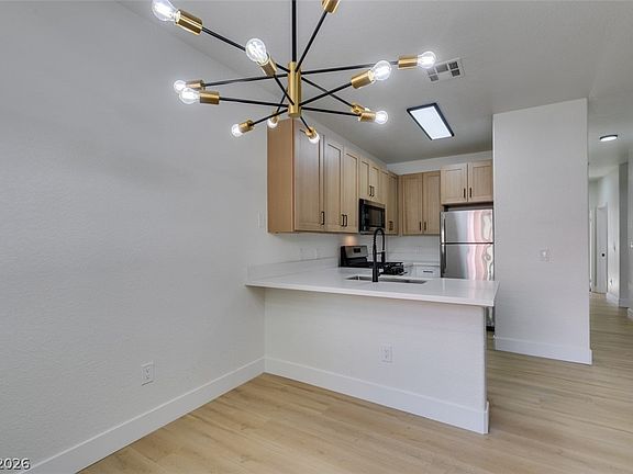 4th image of 4730 E Craig Rd Unit 1085