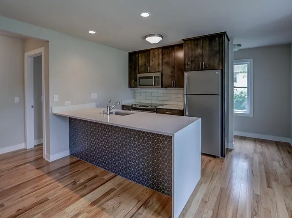 1213 Vilas Ave, Madison, WI 53715