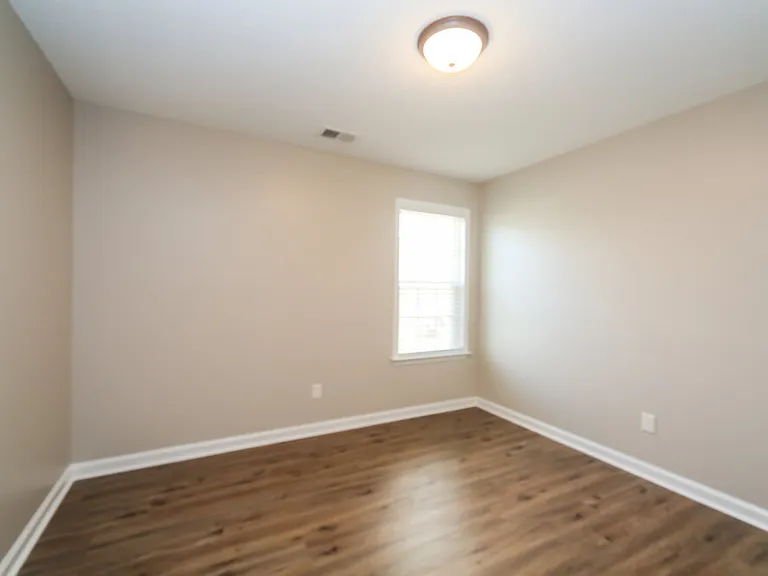 7333 Green Ash Dr — Photo 12