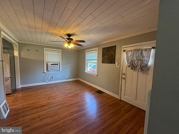 4th image of 6 James Rd
