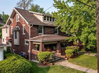 956 Alcoma St, Sharon, PA 16146