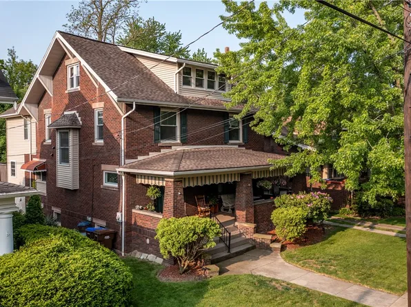 956 Alcoma St, Sharon, PA 16146