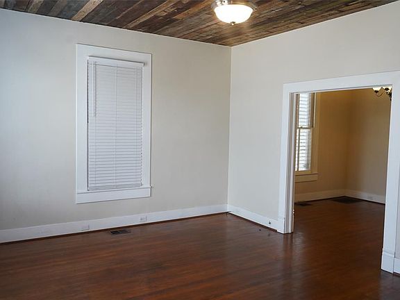 4th image of 1423 Avenue M 1/2