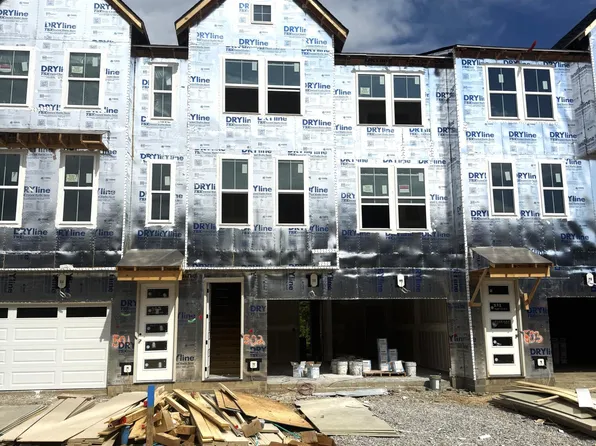 256 Meridian Way #9-504, Fort Mitchell, KY 41017