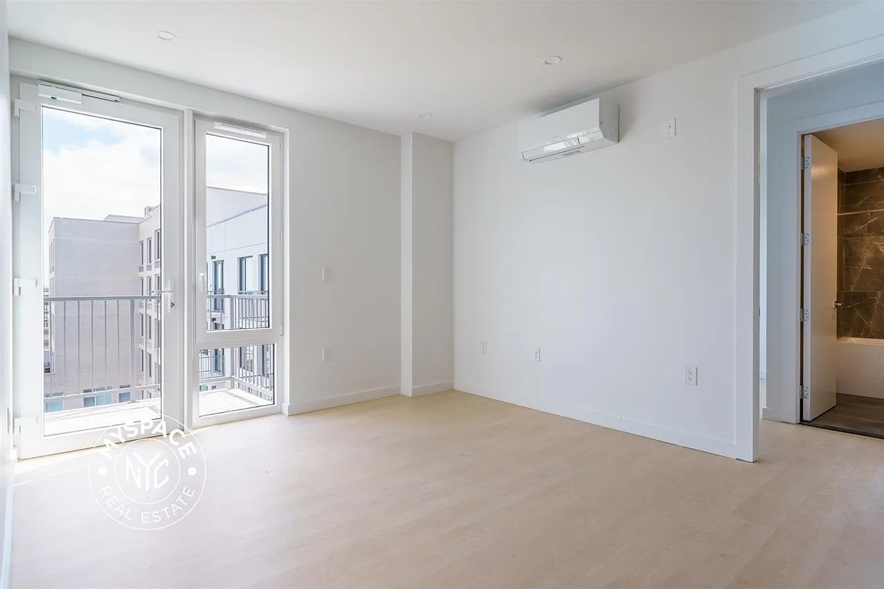 1499 Bedford Avenue — Photo 2