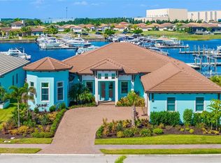 1902 4th St E, Palmetto, FL 34221