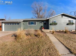 833 Crown Ridge Dr, Colorado Springs, CO 80904