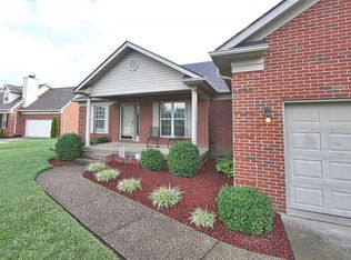 3407 Wyndswept Ct, New Albany, IN 47150