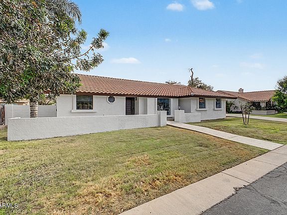 2nd image of 685 E LINDA Lane