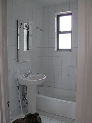 Rented by Aidonis Realty | media 3