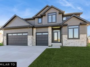 602 NE 59th St, Ankeny, IA 50021