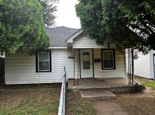 840 N Palm St, Ponca City, OK 74601
