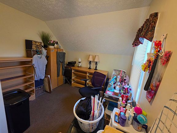 5th image of 4100 Mapledale Ave