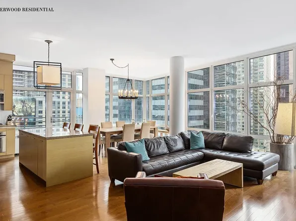 1600 Broadway PH5C image 2 of 23