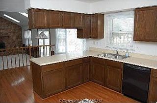 5th image of 3301 Bywater Ct
